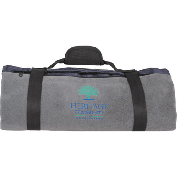 High Sierra® Oversize Picnic Blanket Thumbnail